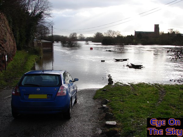 The Dee in flood, at Holt